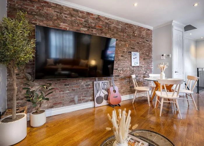 Three Bedroom West Village Townhouse